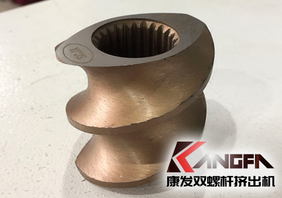 康發(fā)雙螺桿擠出機新一代螺紋套現(xiàn)已批量生產(chǎn)，請認準scjx激光防偽商標。
