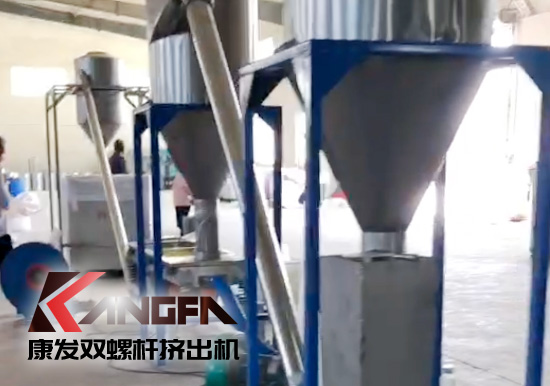 提升公司服務(wù)形象及品質(zhì)，不斷改善產(chǎn)品和服務(wù)質(zhì)量，促進(jìn)雙方保持長(zhǎng)期合作關(guān)系！康發(fā)雙螺桿擠出機(jī)新疆烏魯木齊某客戶(hù)服務(wù)回訪！