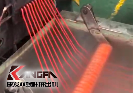 康發(fā)售后服務(wù)無止境！客戶水拉條JSH-75雙螺桿造粒機(jī) 普通玻纖增強(qiáng)改性售后維保記