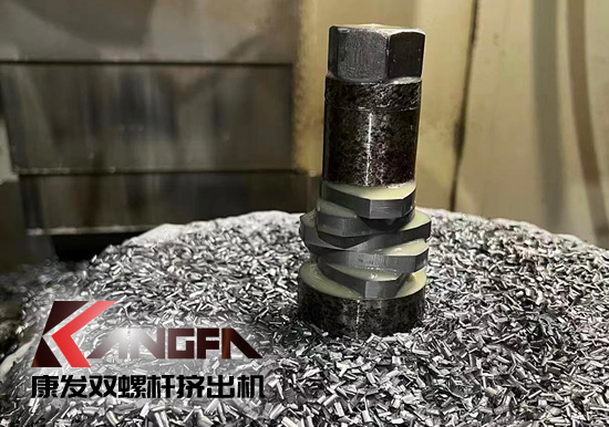 康發(fā)四大關(guān)鍵技術(shù)于一體綜合優(yōu)勢！現(xiàn)代化制造平臺、關(guān)鍵零部件制造技術(shù)自我把控！提供雙螺桿造粒機及成套裝置交鑰匙工程！