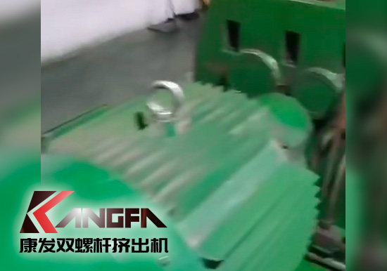 感受康發(fā)一代設(shè)備品質(zhì)！20年雙螺桿擠出機(jī)設(shè)備（電動(dòng)工具生產(chǎn)制造）運(yùn)轉(zhuǎn)如初